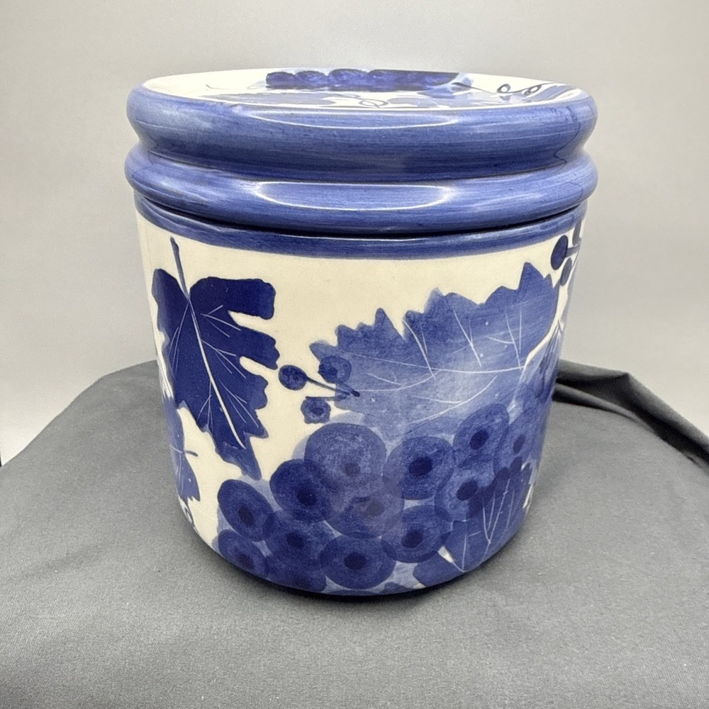 DesignPac Inc. Hand-painted Ceramic Jar Canister Blue & White Grape Vintage